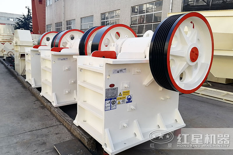 250x400破碎機(jī)一天生產(chǎn)多少？配多大電機(jī)？各項(xiàng)技術(shù)參數(shù)
