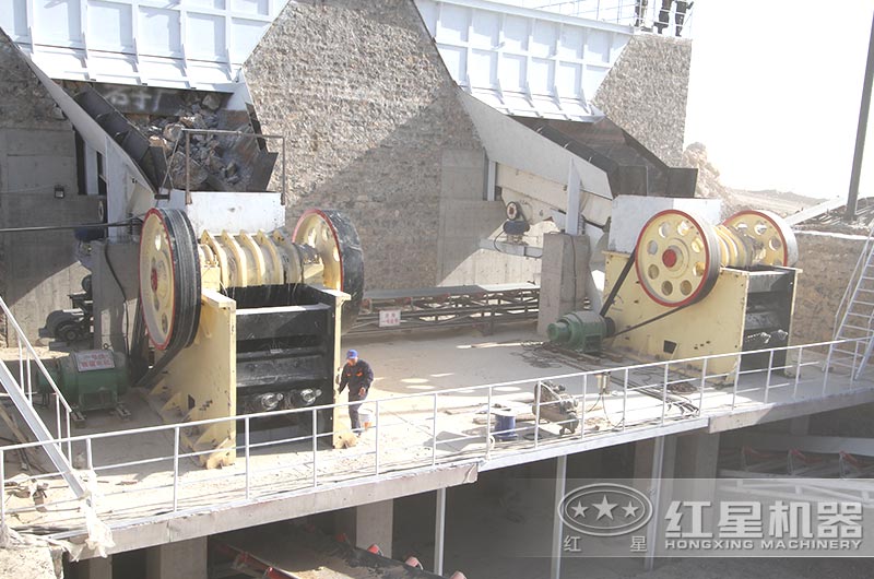 912顎式破石機產量是多少？一臺價格多少錢？